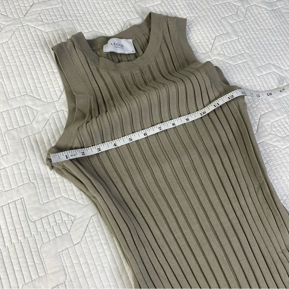 Legoe Heritage Luxe Shift Maternity Dress Beige Side Zip Sleeveless Ribbed Sz XS - Picture 4 of 13